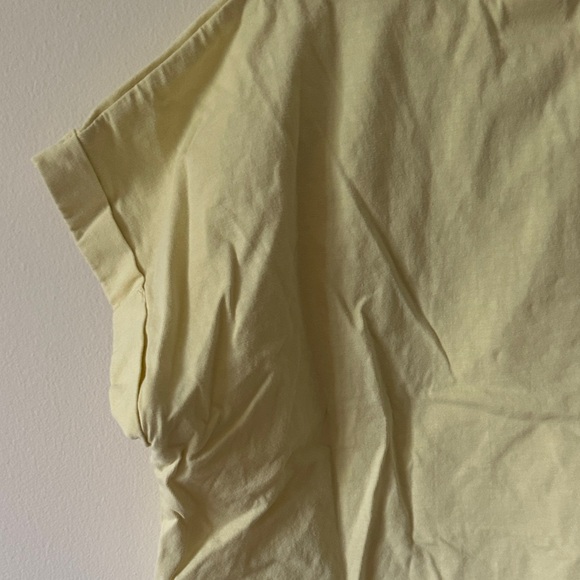 Bundle of Zara White Short Sleeve Tee & pale yellow t shirts - Picture 7 of 11